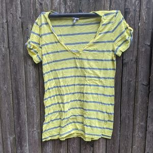 ☀️ Splendid Yellow Grey Scoop Stripe Twist tee m